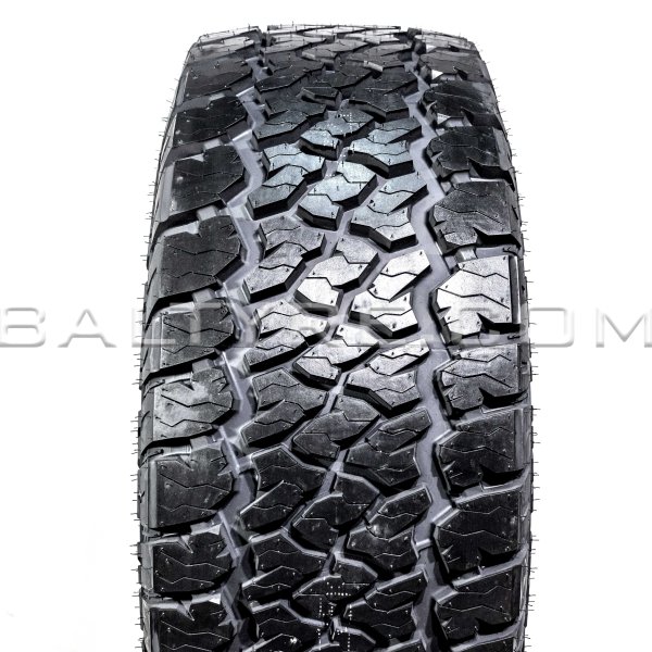 CST CS 315/70R17 AT2 121/118Q 8PR 315 70 17  gumi