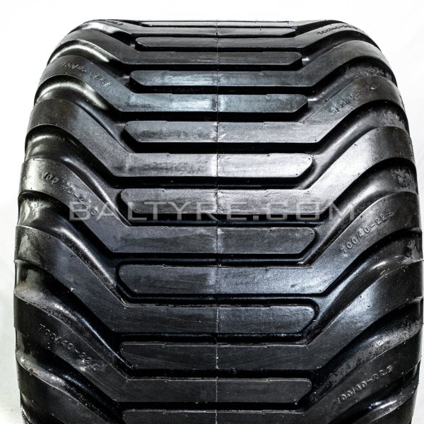 TVS (EUROGRIP) TV 700/40-22,5 (27,5/40-22,5) FL09 166/154A8/A8 16PR TL 700 40 22.5  gumi